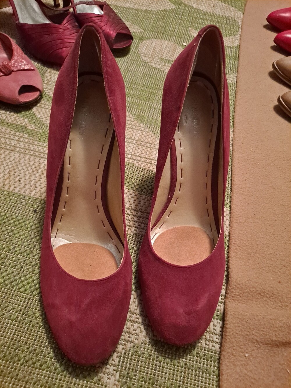 Nine West Women's Burgundy Suede Wedges - Picture 1 of 6